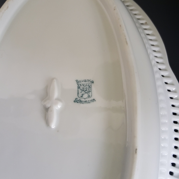 Vintage Schumann Arzberg Reticulated Oval Porcelain Bowl - Picture 5 of 5
